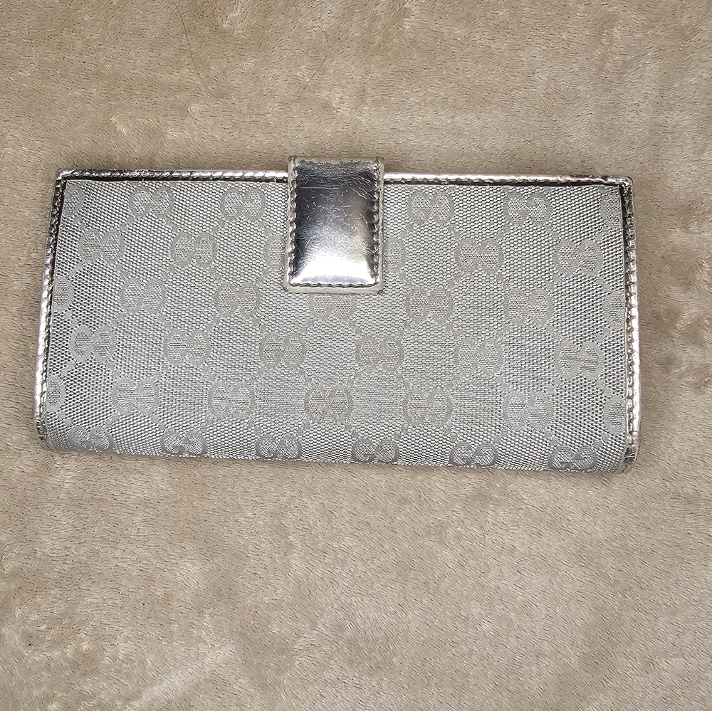 Gucci Rare Silver canvas Long Wallet with Box - Picture 13 of 16